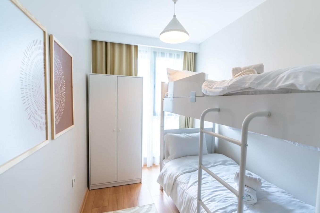 Modern Stylish 2br Apt, Near Eyp Sultan Mosque