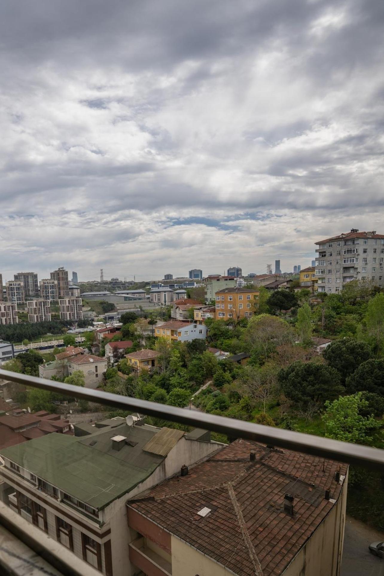 Daire Modern Stylish 2br Apt, Near Eyp Sultan Mosque *